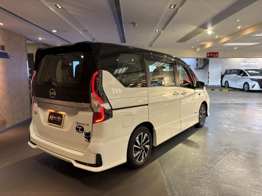 Serena E-Power Highway Star VIP - Image 2